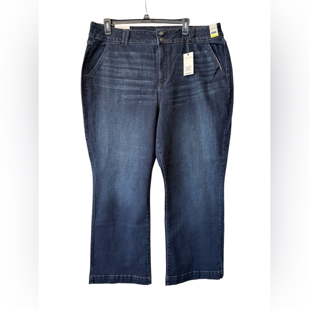 NWT Judy Blue women’s 24W distressed dark wash high waisted wide leg blue jeans